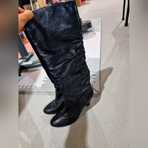 Nine west boots size 7